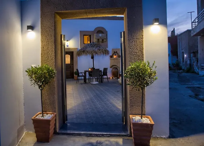 Stone Arch * Μάλονα Village