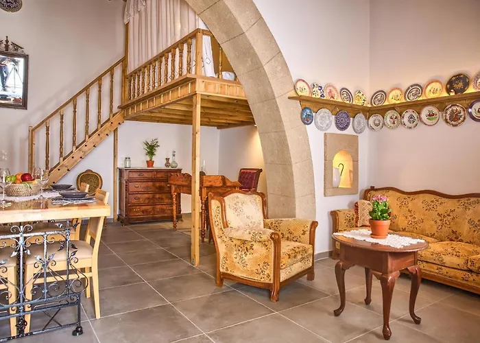 Tatil Evi Stone Arch