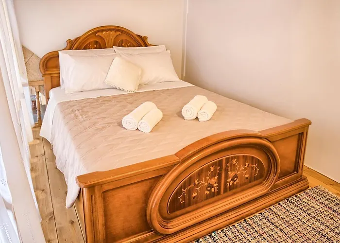 Stone Arch Malona Village